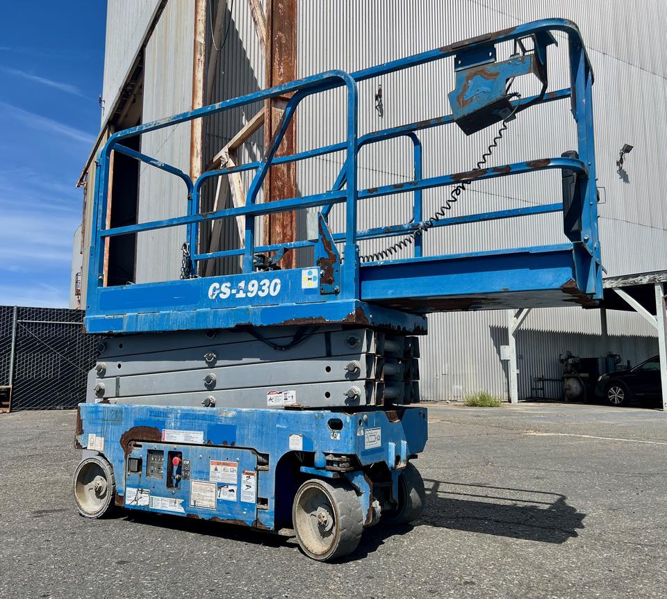 2018 Genie GS-1930