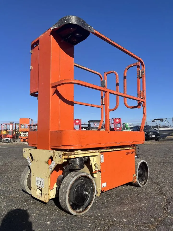 2010 JLG 1230ES