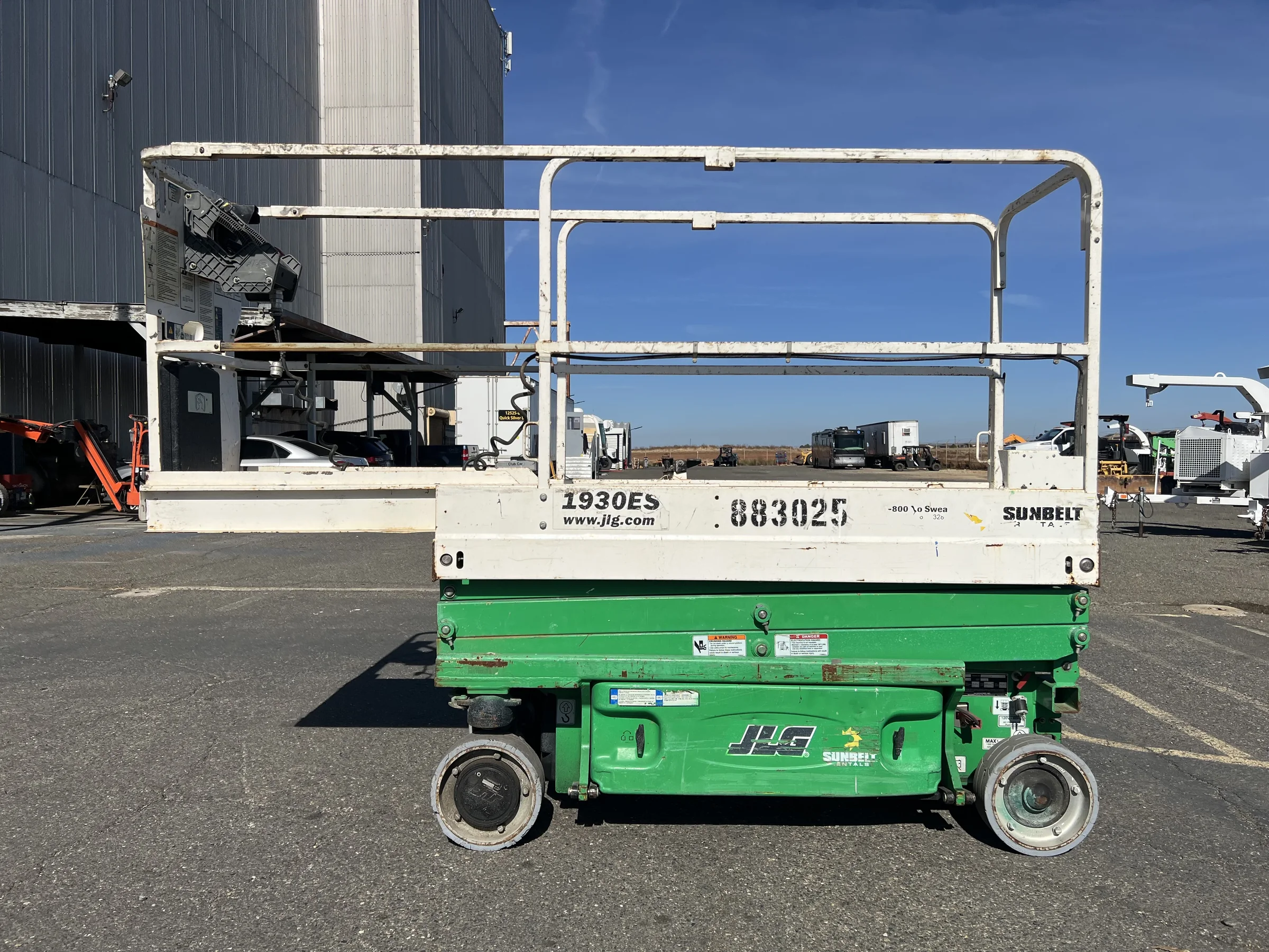 2016 JLG 1930ES — photo 2