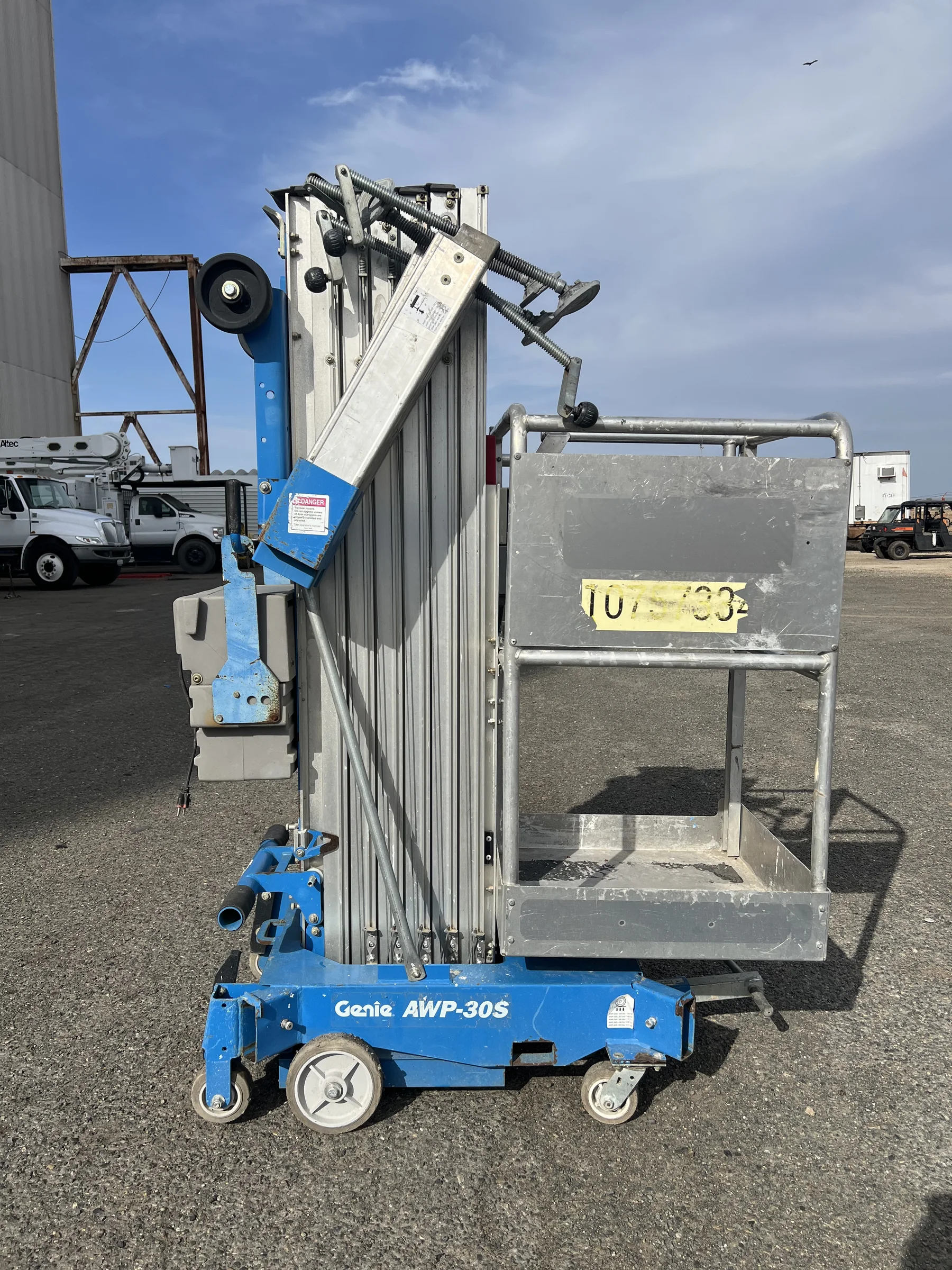 2018 Genie AWP-30S — photo 2
